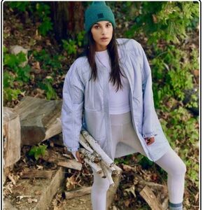 Free PeopleLight As A Feather Packable Ice Gray Tunic Liner Size Small